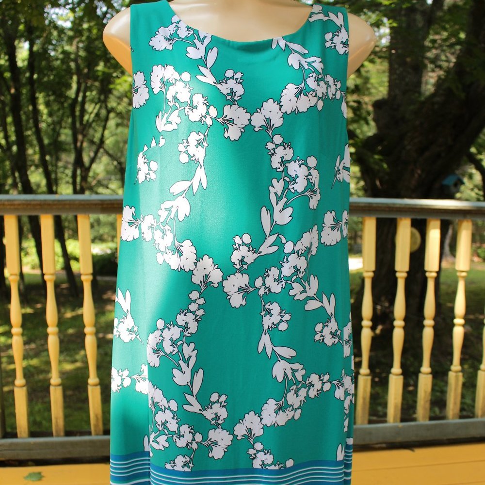 NWT Chaps Floral Sleeveless Dress Jungle Multi Colored Size 16